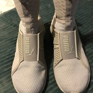 Rihanna Puma Ladies Size 7.5